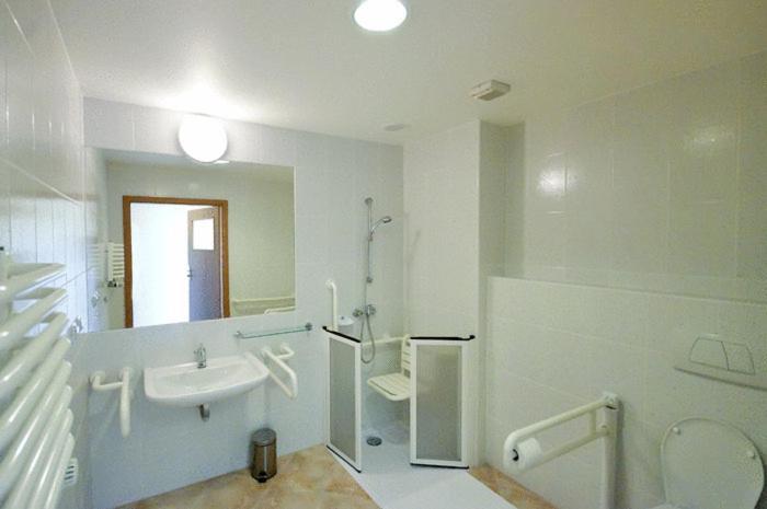 Hotel A4 Mop Kepnica Jaworzno Rom bilde